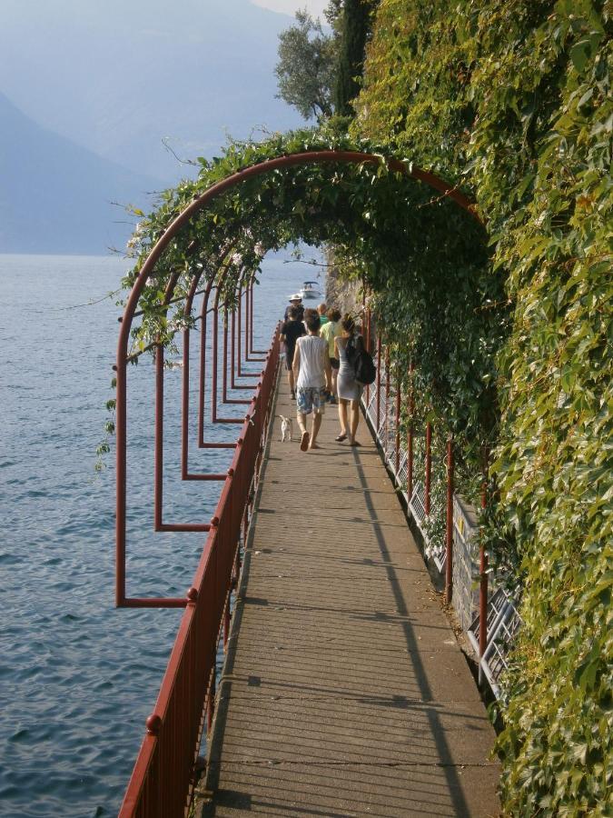 Casa In Riva Al Lago Varenna Exterior foto
